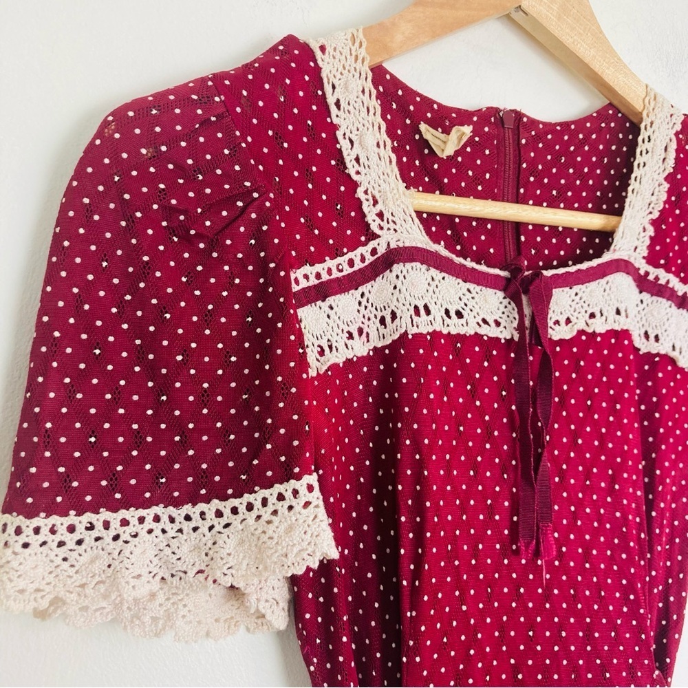 Vintage 1970s girls brick red polkadot prairie dress with crochet trim. Size 11. - Picture 3 of 5